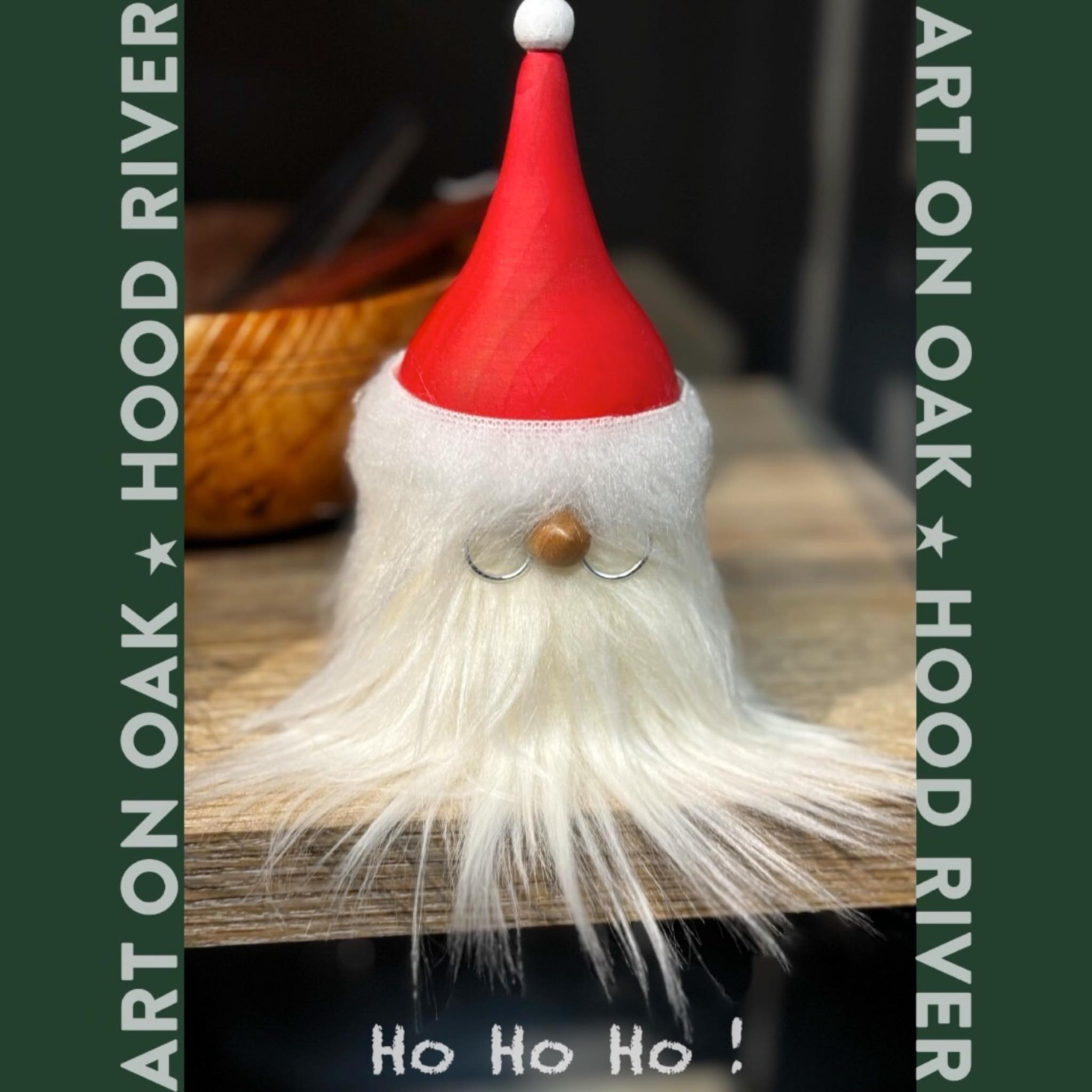 MERRY CHRISTMAS!! We’re open until 4:00 p.m. on Christmas Eve if you need a last minute gift, like one of Kathleen Duncan’s little Santas @www.kathleenduncan.com. Downtown Hood River PARKING IS FREE, so stop by Art On Oak, 210 Oak St., for hundreds of cool creations from our thirty regional artists. “The friendliest gallery in the Gorge.” #holidaygifts #shoplocal #oregonart #oregonartist #visithoodriver